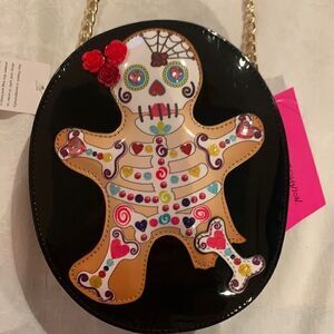 Betsey Johnson Kitsch Sugar Skull Ginger Bread Man Crossbody Handbag Shiny